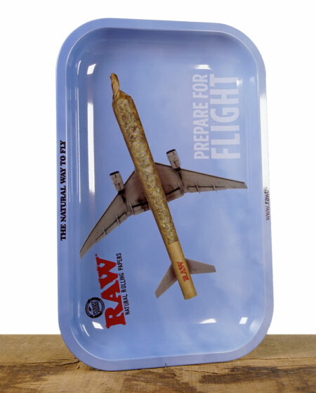 raw-rolling-tray-flying-small
